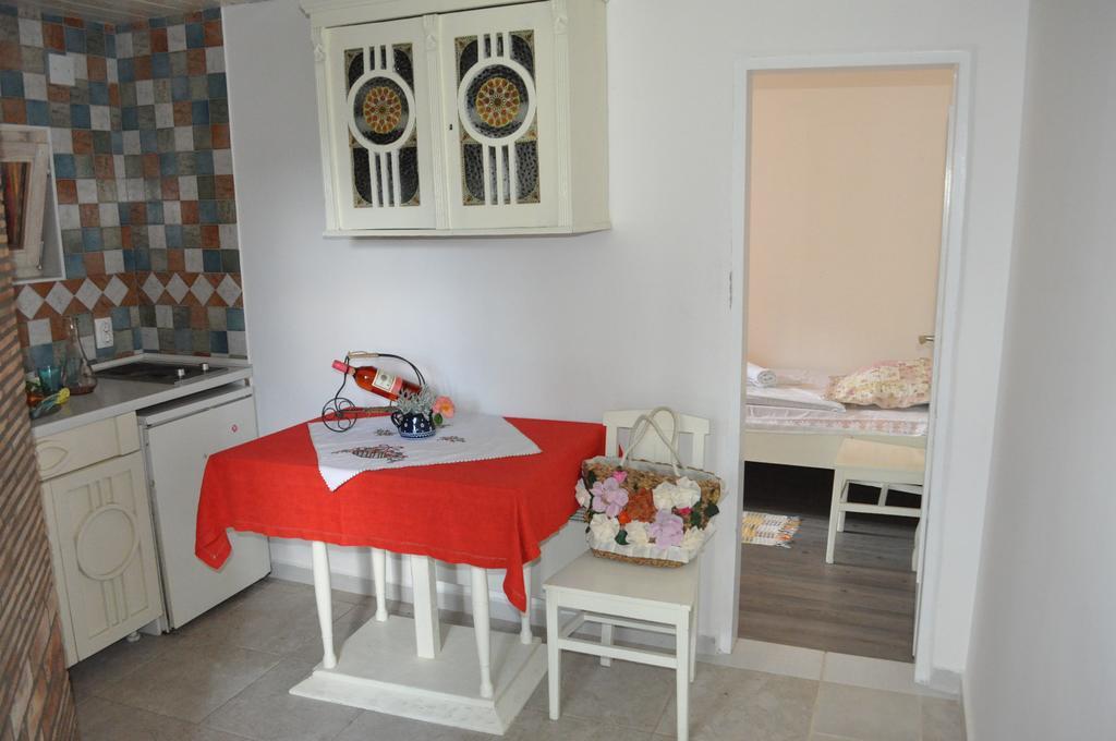 Apartments Borove Noci Vrdnik Pokoj fotografie
